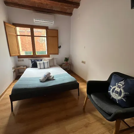 Near Ramblas - Only For Over 32 Days Apartment