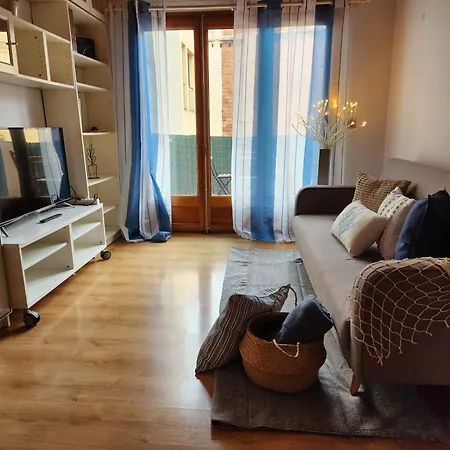 Near Ramblas - Only For Over 32 Days Apartment