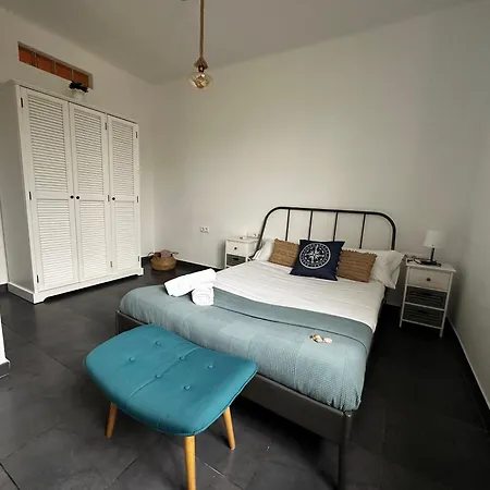 Apartment Near Ramblas - Only For Over 32 Days Barcelona