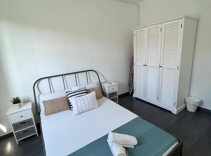 Near Ramblas - Only For Over 32 Days Barcelona