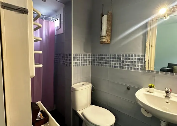 Near Ramblas - Only For Over 32 Days *